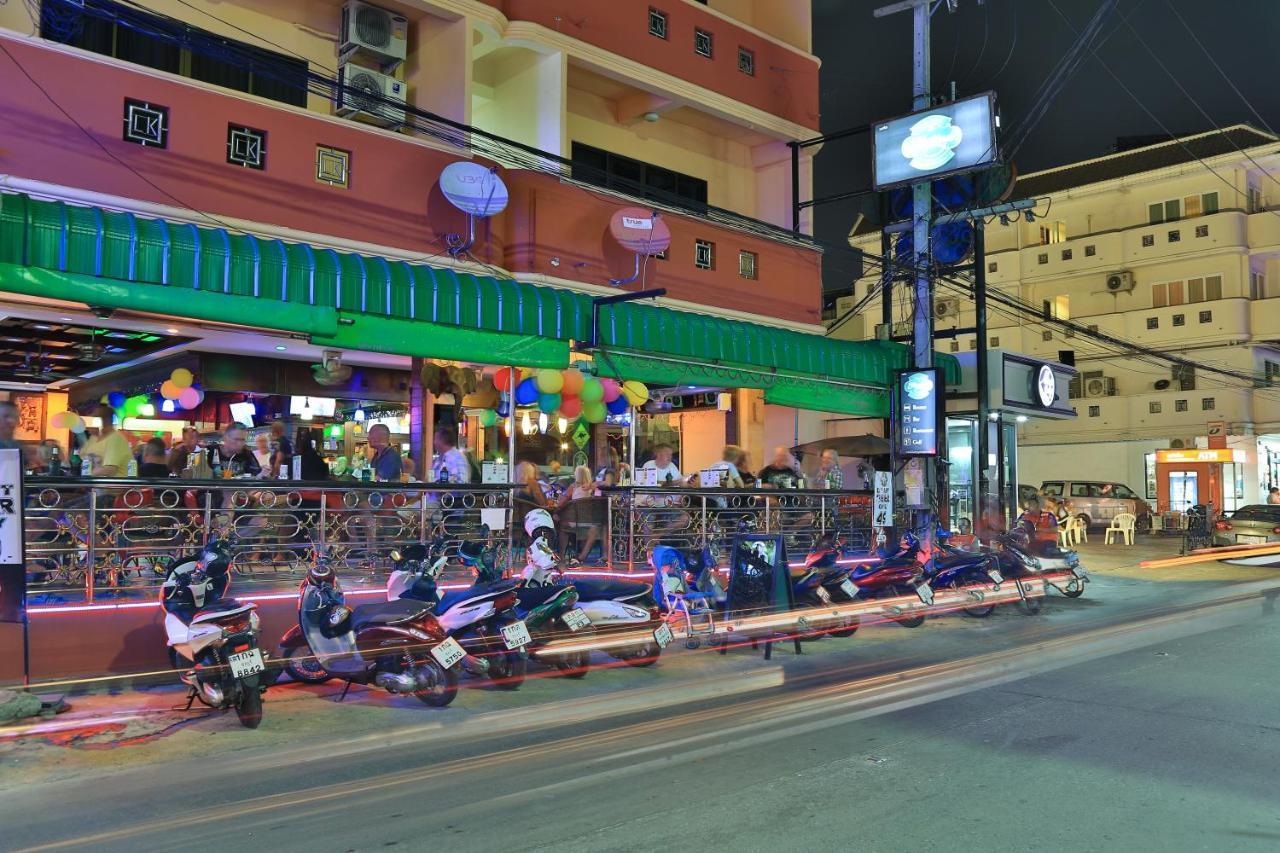 Harrys Hotel Bar & Restaurant Pattaya Eksteriør billede