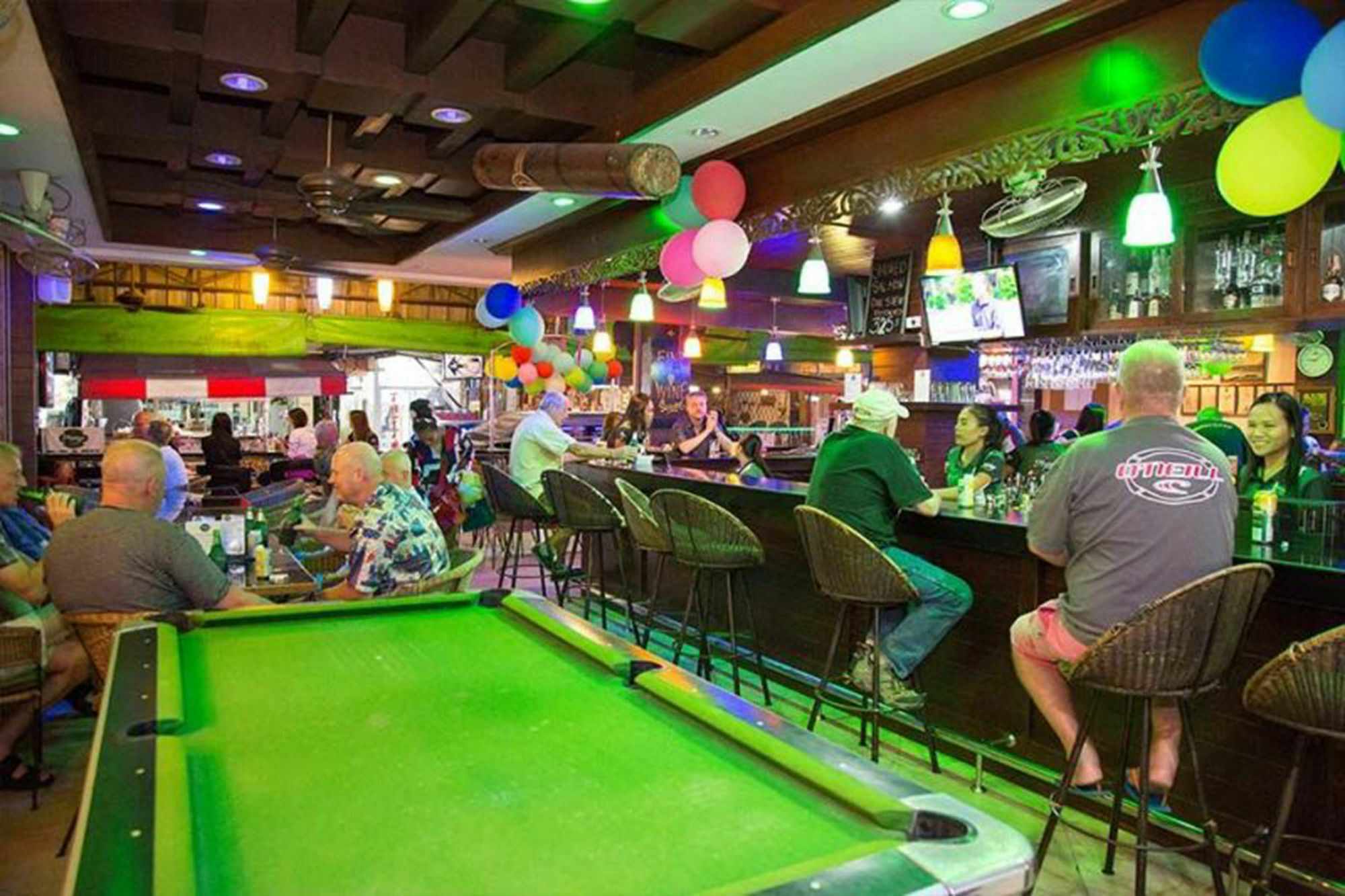 Harrys Hotel Bar & Restaurant Pattaya Eksteriør billede